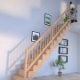 Helle, gerade Eichenholztreppe Lindos mit Holz-Design-Geländer und Setzstufen im Innenraum.