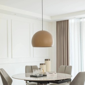 Moderne, braune LED-Pendelleuchte Lythara aus Aluminium, 50 cm Durchmesser.