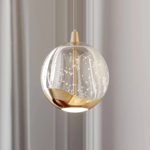 Moderne LED Pendelleuchte Hayley von Lucande mit transparentem Glasschirm und goldenem Akzent.