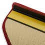 Detailaufnahme: Rote, halbrunde Karat Stufenmatte Via Veneto mit Klebestreifen.