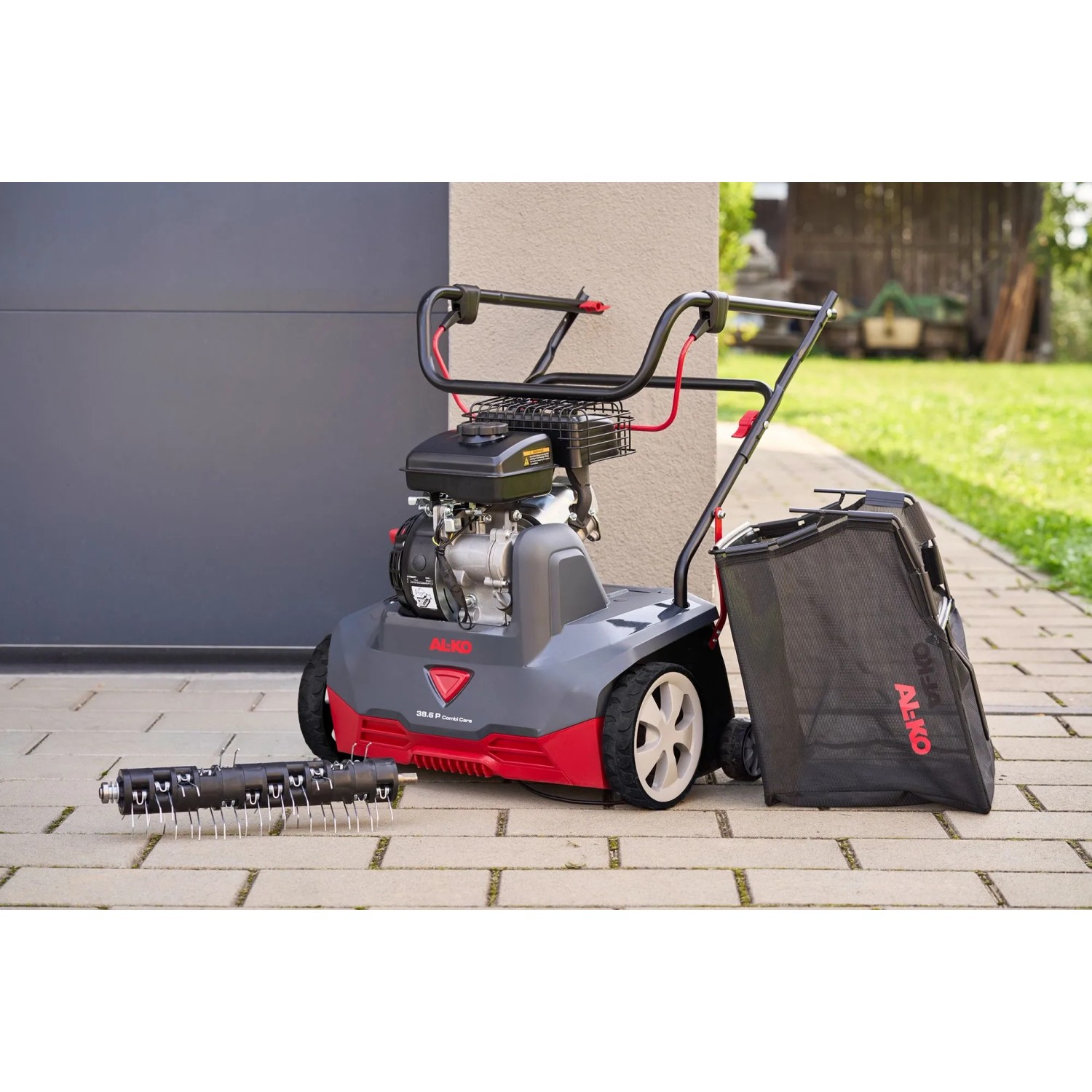 Al-Ko Benzin-Vertikutierer 38.6 P Combi Care Comfort mit Fangkorb und Walze.