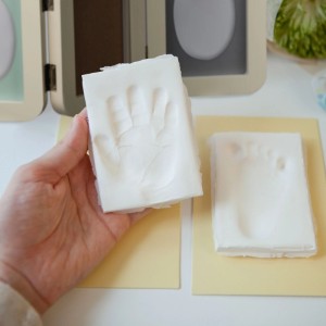 Relaxdays Baby Gipsabdruck Set Bilderrahmen MDF Creme 21 cm x 49 cm x 2,5 cm