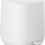 Wenko Treteimer Davos, weiß, 5 Liter. Kosmetikeimer mit Fußpedal und Absenkautomatik.