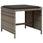 Gartenhocker aus grauem Poly Rattan mit dunklem Kissen, Teil der vidaXL Garten-Essgruppe.