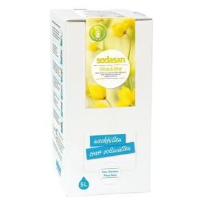 Sodasan Flüssigseife Citrus-Olive 5L Bag-In-Box. Weiße Nachfüllpackung für Hand- und Körperreinigung mit gelben Blumen.