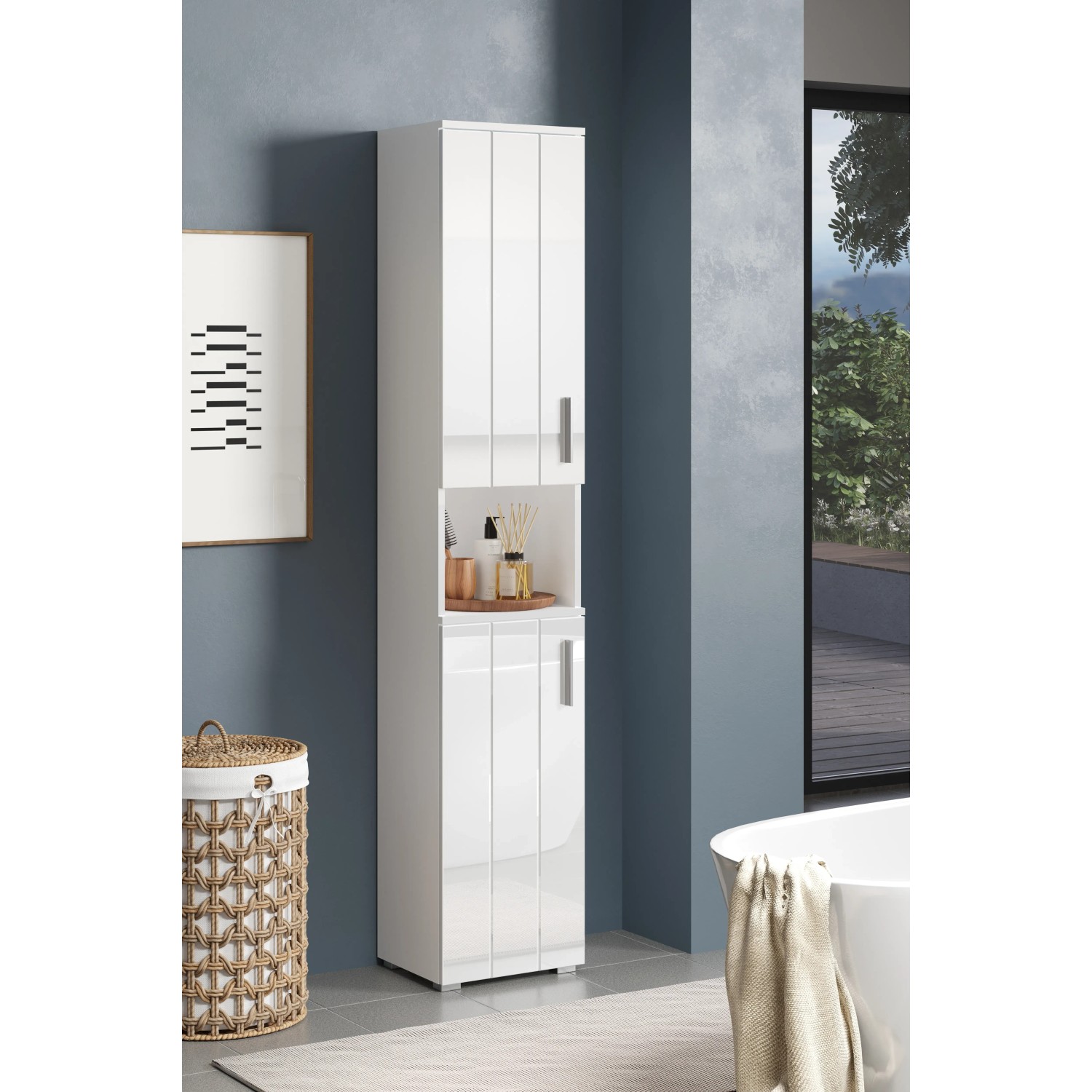 Weißer Trendteam Hochschrank Wons, 37 cm breit, mit Hochglanz-Front im Badezimmer.