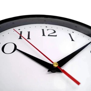 Wall-Art Wanduhr Klassisch Roter Sekundenzeiger Ø 25 cm Schwarz-Weiß