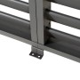 Detailaufnahme: Anthrazitfarbene Mirador Lamellenwand (93 cm) für 3 m Terrassenüberdachung.