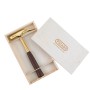 Picard Latthammer vergoldet in Holzkiste. Goldener Hammer mit braunem Griff, magnetischem Nagelhalter.