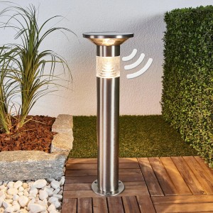 Lindby LED Solarleuchte Jalisa aus Edelstahl mit Bewegungsmelder für den Garten.