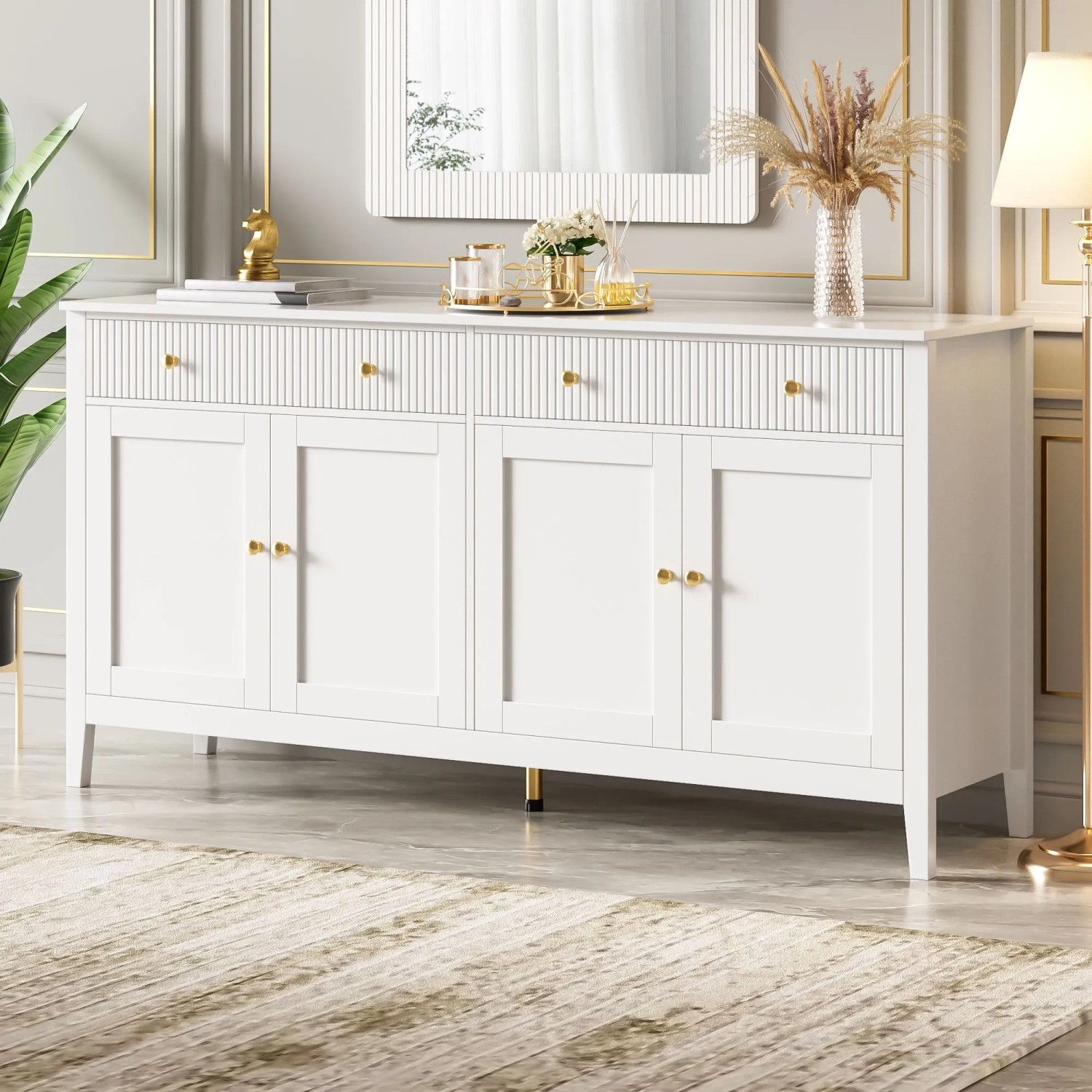 Weißes Merax Sideboard mit 4 Türen, 2 Schubladen, Goldgriffen und geriffelten Fronten. Moderner Wohnzimmerschrank.