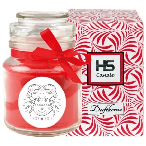 HS Candle Duftkerze Sternzeichen Krebs im Glas mit roter Schleife und dekorativer Verpackung.