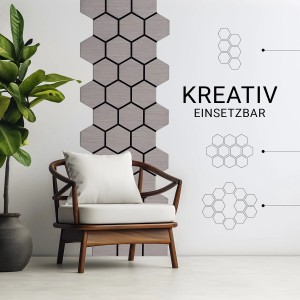 Graue Homestyle4u Akustikpaneele in Hexagonform als Wandpaneele im Wohnraum.