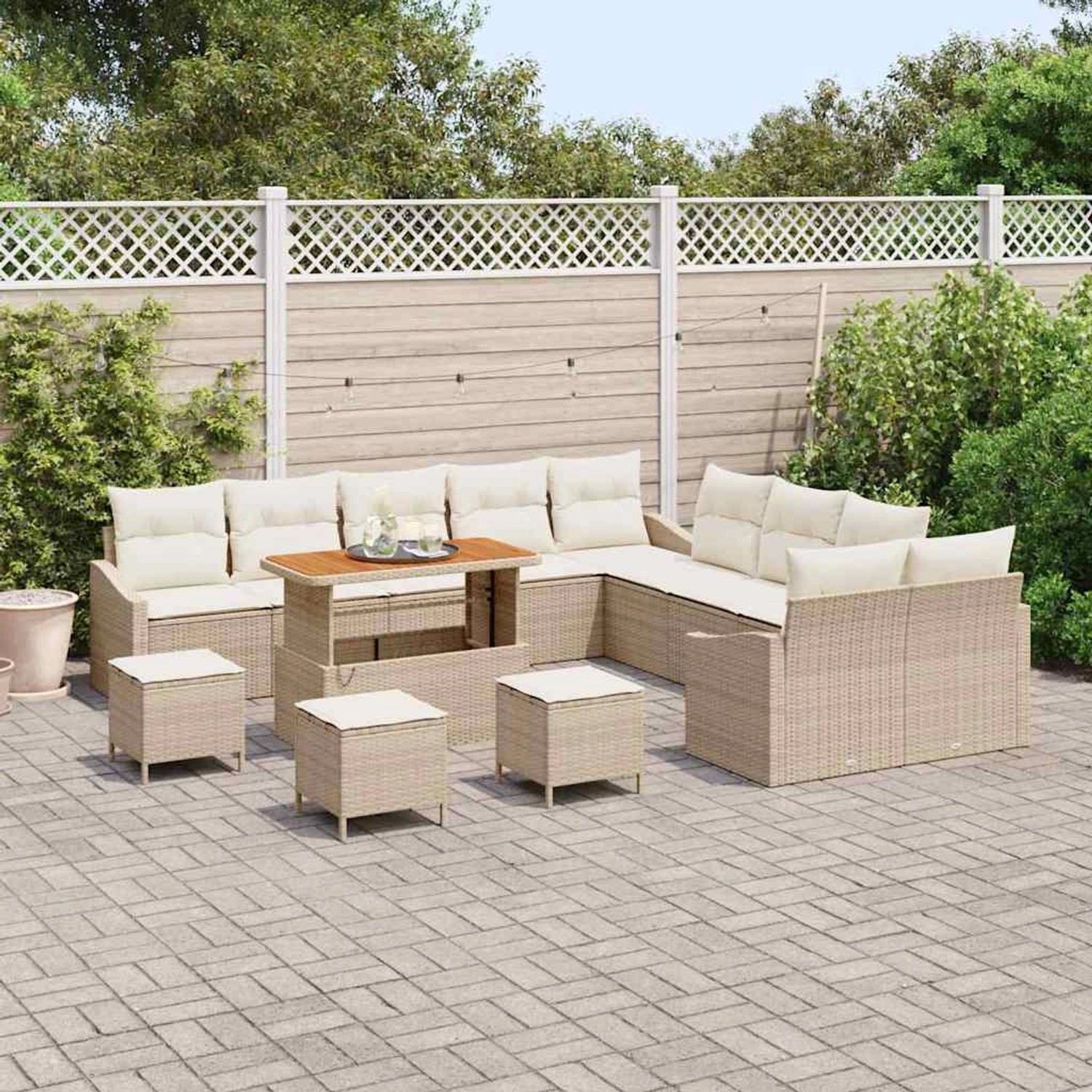 Beiges 14-tlg. vidaXL Garten-Sofa-Set aus Poly Rattan mit Tisch und Kissen.