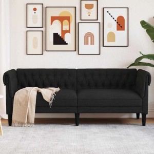 Schwarzes 3-Sitzer Chesterfield Sofa aus Stoff mit gerollten Armlehnen.