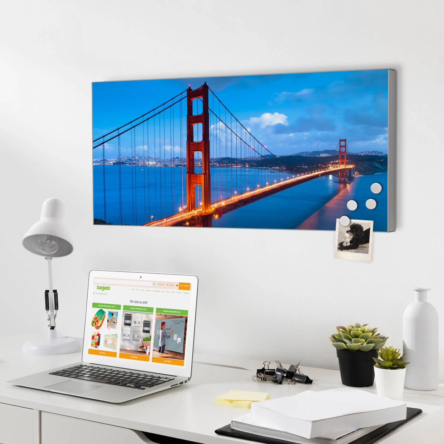 Banjado Magnettafel mit Golden Gate Bridge Motiv, silberne Magnetwand für Notizen und Fotos.