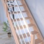 StarWood Buche Treppe mit Edelstahl-Geländer (rechts). Holztreppe für den Innenbereich.