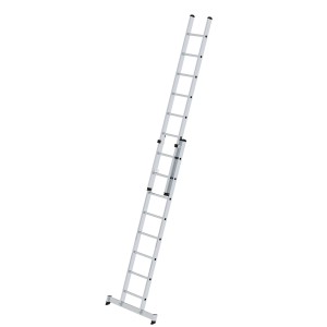 PROREGAL 2-teilige Sprossen-Schiebeleiter mit Traverse, 2x8 Sprossen aus Aluminium.