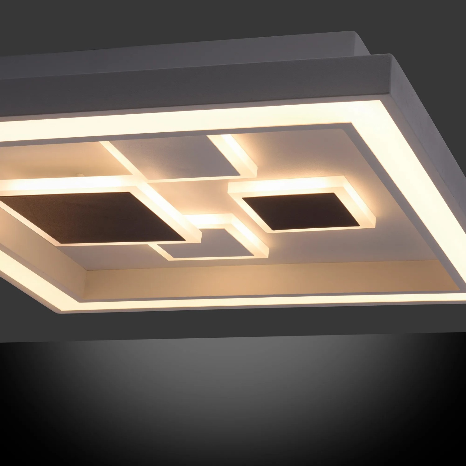 Moderne, weiße LED-Deckenleuchte Eliza von Paul Neuhaus, 48x48 cm, für Wohnräume.