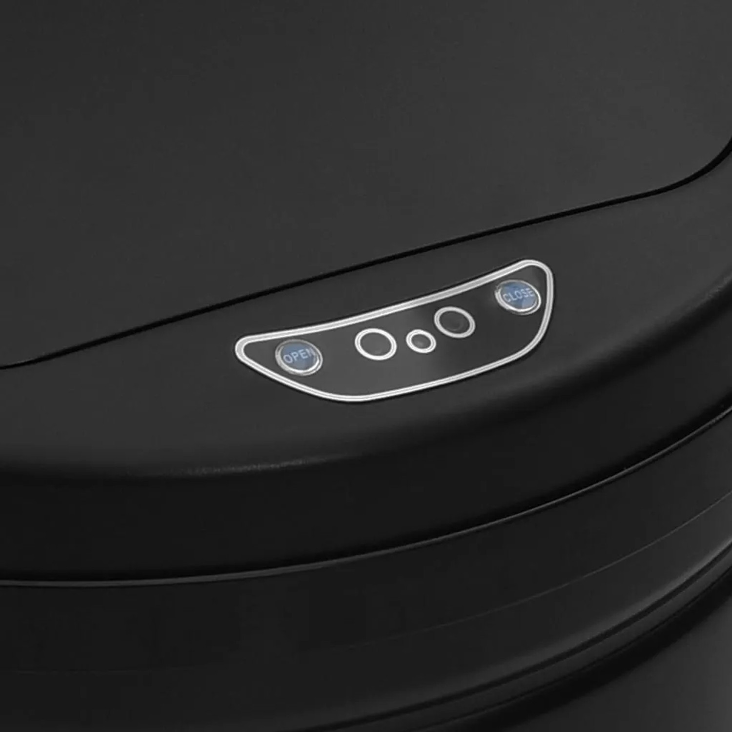 Detailaufnahme: Schwarzer vidaXL Sensor-Mülleimer (30L) mit Bedienfeld für Öffnen/Schließen.
