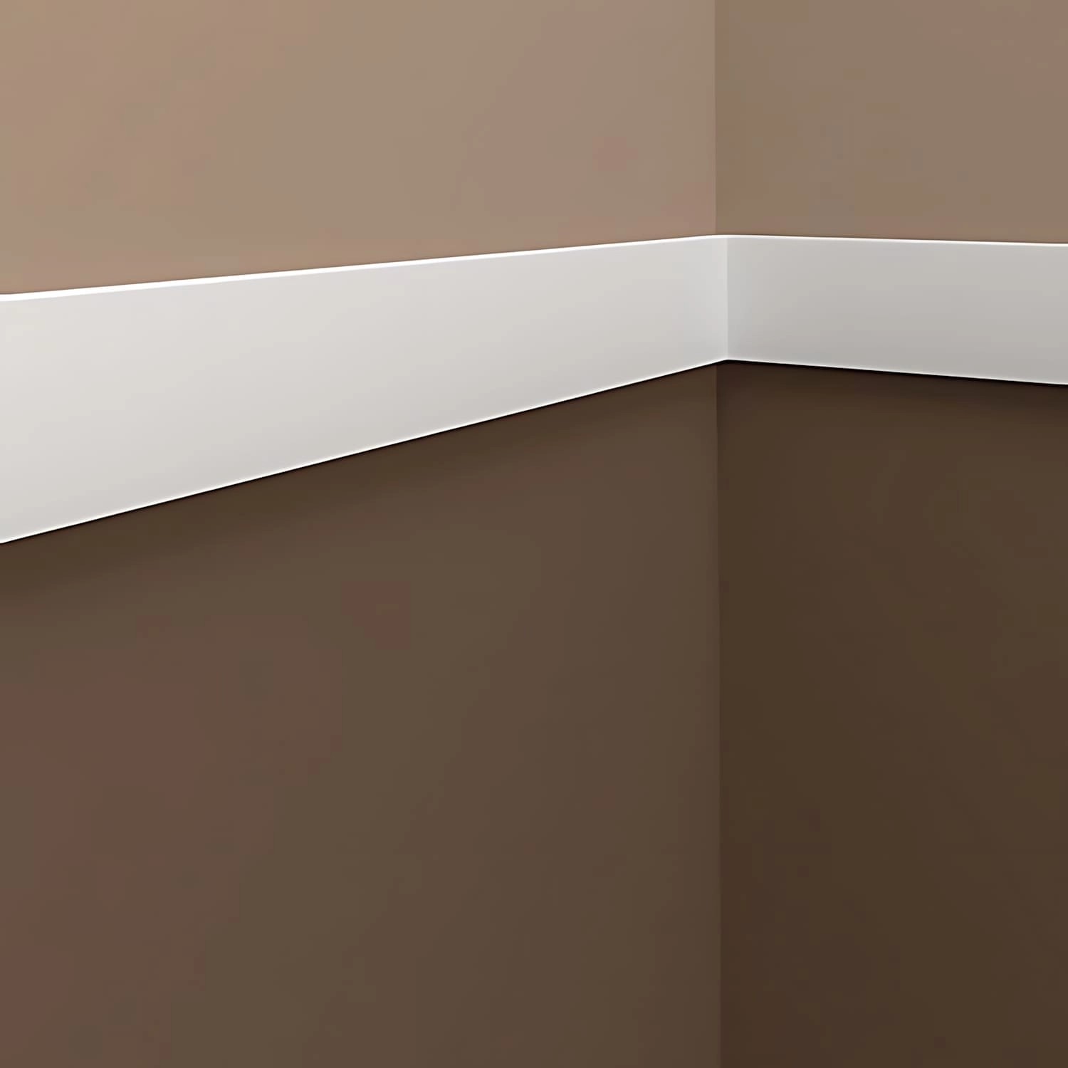 Weiße PROFHOME Wandleiste (200cm) als Stuckleiste an einer Wand montiert.