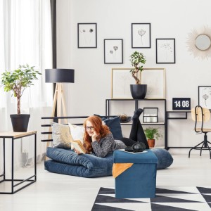 Relaxdays Sitzhocker Samt Creme mit Stauraum Faltbar 38 cm x 38 cm x 38 cm 2,3 kg