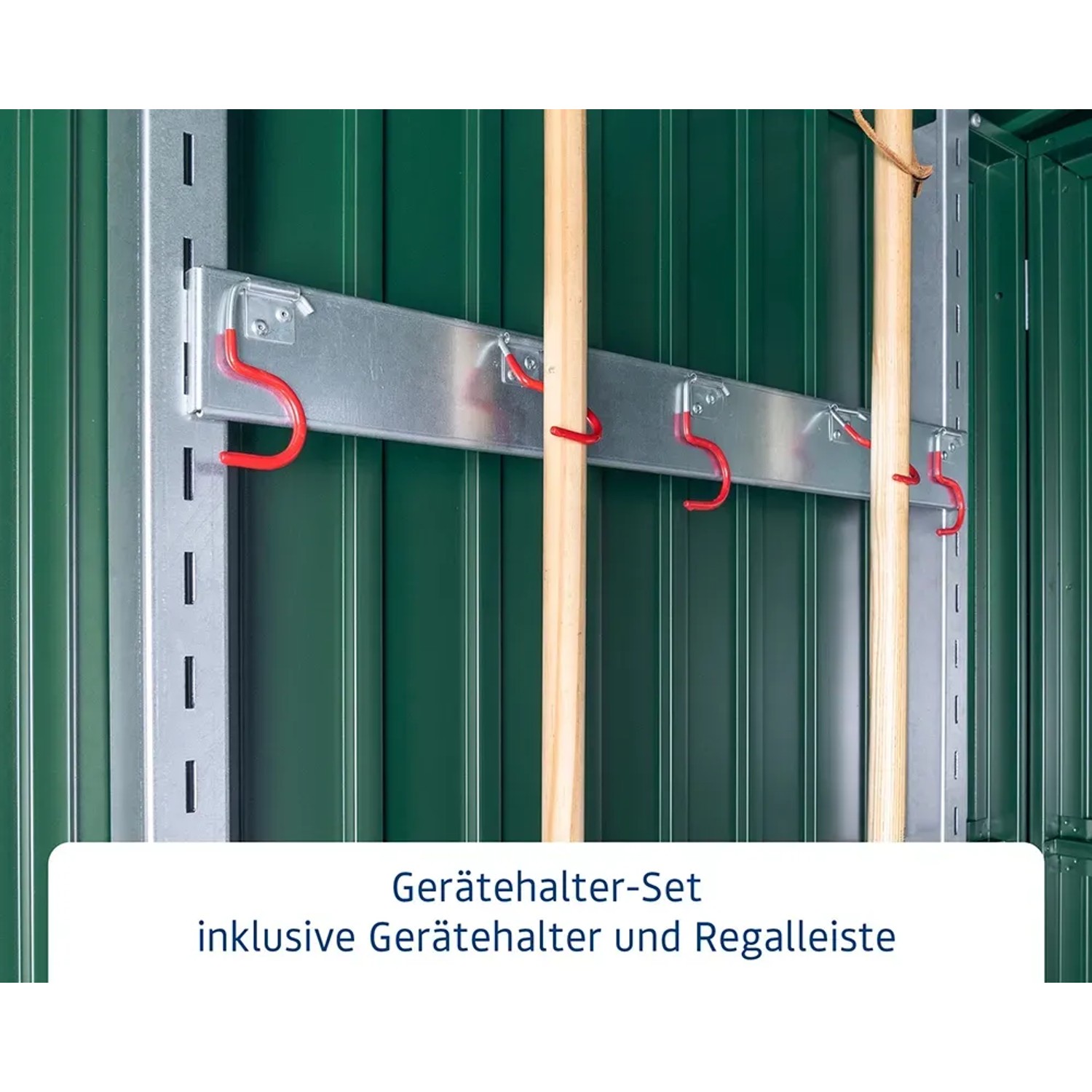 EcoStar Gerätehalter-Set im Gartenhaus: Wandschiene mit roten Gerätehaken und Gartengeräten.