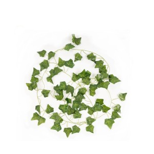 12er Pack künstliche Efeu-Girlande (je 215 cm) zur Wanddekoration.