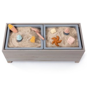 MUDDY BUDDY Sandkasten Discoverer warmgrau mit Spielzeug, 2-in-1 Sitzbank und Sandkiste.