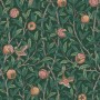Grüne Vliestapete mit Vogel- und Granatapfelmuster von William Morris at Home.