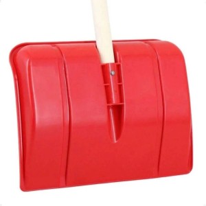 Rote Galaflor Schneeschaufel für Kinder aus robustem Kunststoff mit hellem Holzstiel. Arbeitsbreite 29 cm.