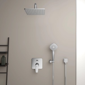 Ideal Standard Cerafine D Unterputz Badearmatur in Chrom mit Kopf- und Handbrause.