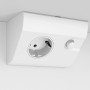 Detailaufnahme der integrierten Steckdose und des Lichtschalters am Jokey Numa III Spiegelschrank.