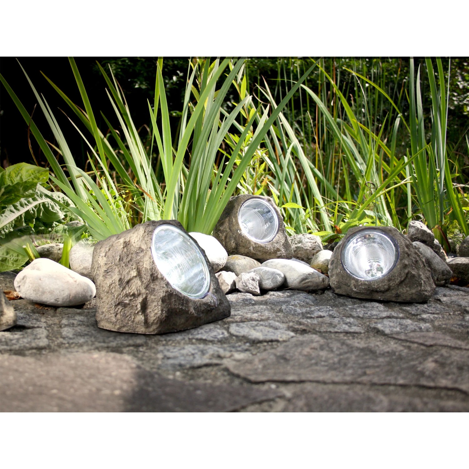 3er Set Globo LED Solarleuchten in Steinoptik Grau für den Garten.