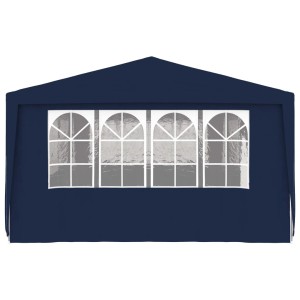 Blaues Partyzelt 4x9m mit Seitenwänden und Fenstern. Ideal für Gartenpartys.