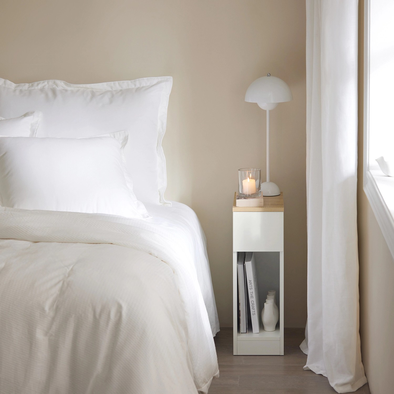 SoBuy Nachttisch 2er Set, weißer Beistelltisch mit Schublade und offenem Fach.