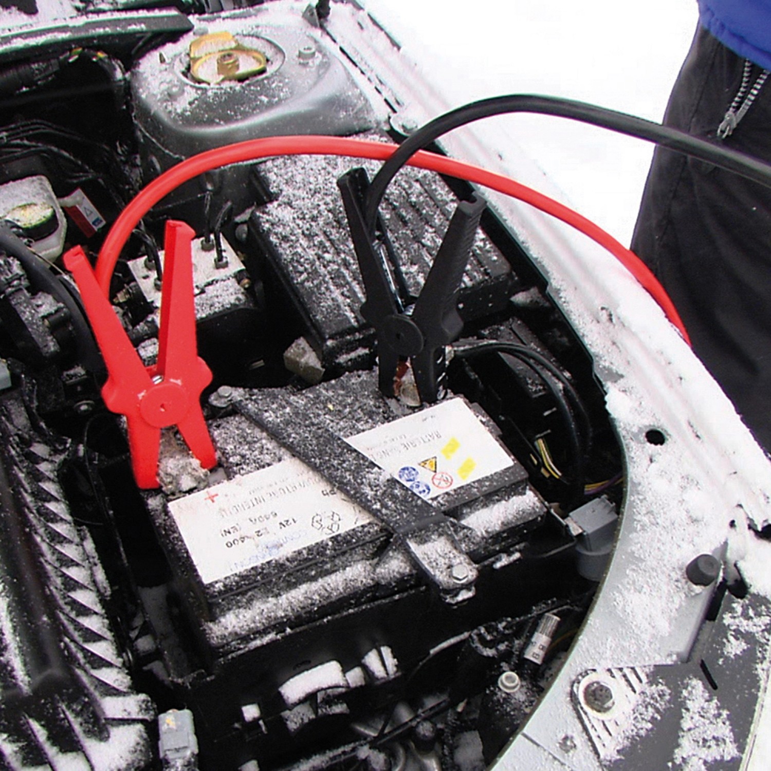 AUTONIK Starthilfekabel 3,5m - Sicher Starthilfe Geben Mit Überspannungsschutz