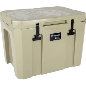 Petromax Kühlbox Sand 50 l: Robuste, doppelwandige Kühlbox für Camping und Ausflüge.