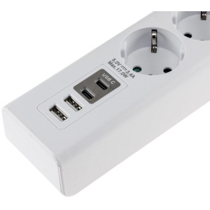 Weiße ChiliTec 3-fach Steckdosenleiste mit 2x USB-A und 2x USB-C Ladeanschlüssen. Ideal für Schalterprogramme.