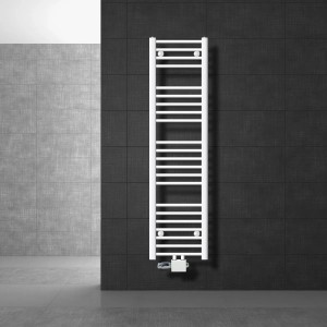 Weißer ECD Germany Badheizkörper 300x1400 mm mit Eck-Anschlussgarnitur Universal.