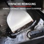 Reinigung des Weber Gasgrills Slate: Spatel schiebt Speisereste auf der Plancha zusammen.