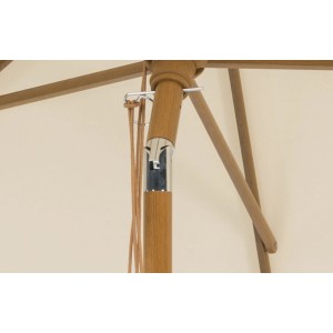 Detailaufnahme: Schneider Balkonschirm Malaga mit Seilzug, Holzoptik und hellem Schirmdach.