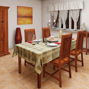 Gedeckter Esstisch mit d-c-fix Tischdecke Victor Beige mit Karomuster. Breite 140 cm.