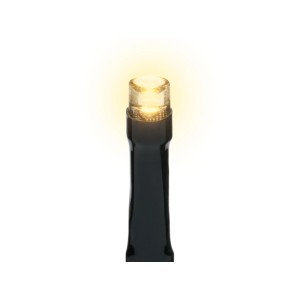 Nahaufnahme einer leuchtenden warmweißen LED-Birne einer Außen-Lichterkette mit schwarzem Kabel.