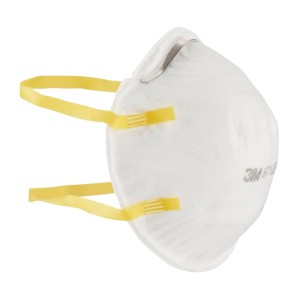 3M 8710E Atemschutzmaske FFP1 für Handschleifen, formstabil mit gelben Bändern.