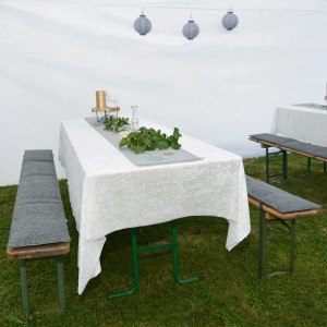 DuneDesign Bierbank Auflagen Set, grau, mit Bodenschoner für Bierzeltgarnitur.