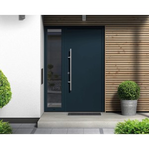 EcoStar Haustür Isopro Secur IPS 010 in Anthrazitgrau mit Seitenteil und Edelstahlgriff.