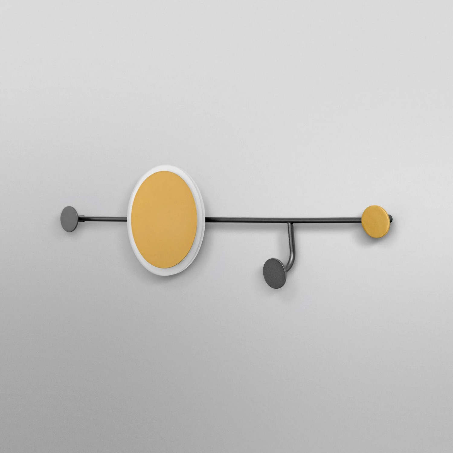 Graue Ledvance Wandlampe Decor Perchero 77 cm mit Kleiderhaken und gelben Akzenten.