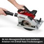 Einhell Akku-Handkreissäge TP-CS 18/190 mit Staubsaugeranschluss in Nutzung.