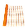 Orangefarbener KARAT Absperrzaun Chester, 1 x 30 m Rolle, Maschenweite 10x4 cm.